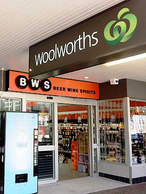 BWS & Woolworths