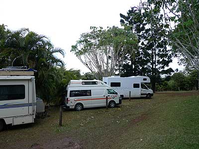 Lake Eacham 1