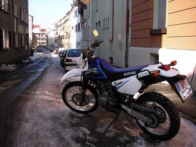 SUZUKI DR650